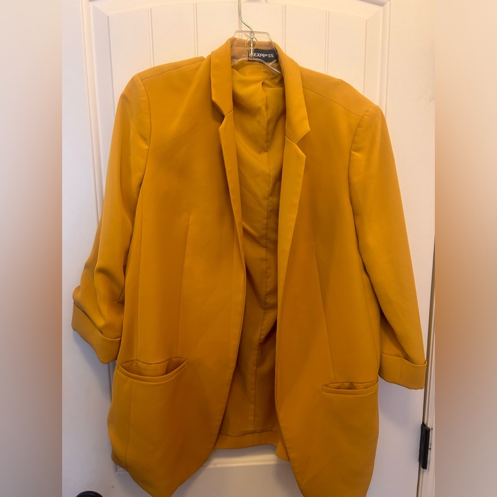 Women's Yellow Blazer